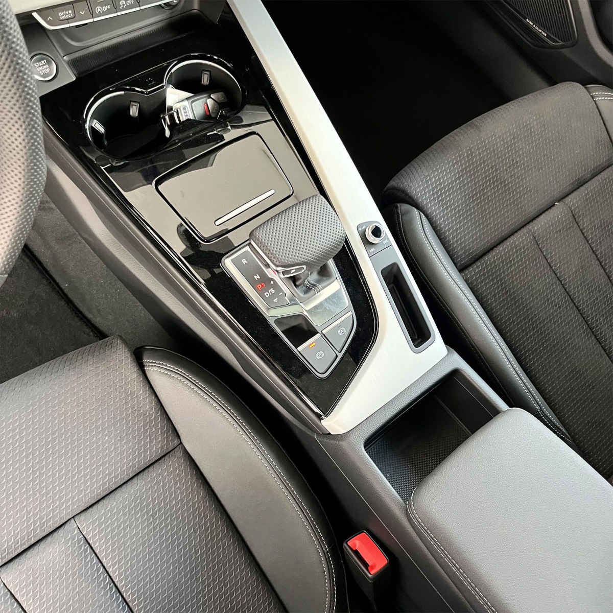 Audi A4 2024