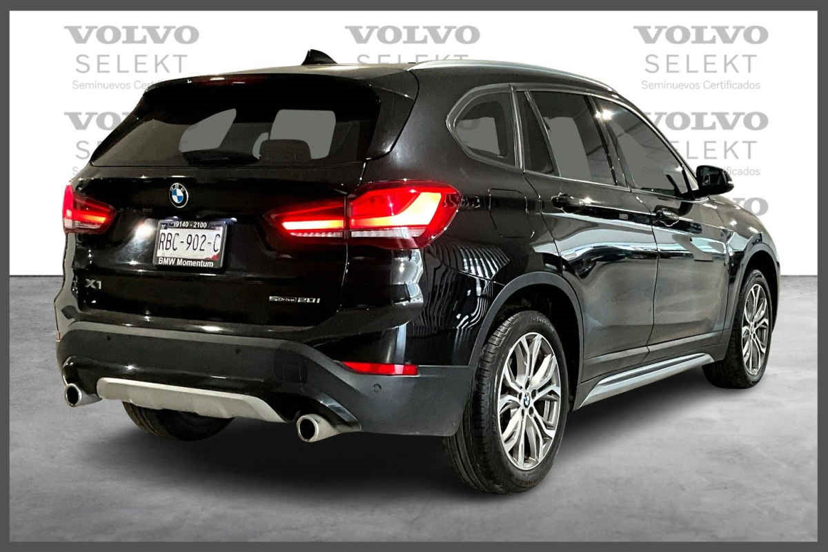 BMW X1 2021