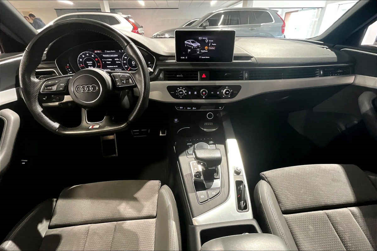 Audi A4 2019