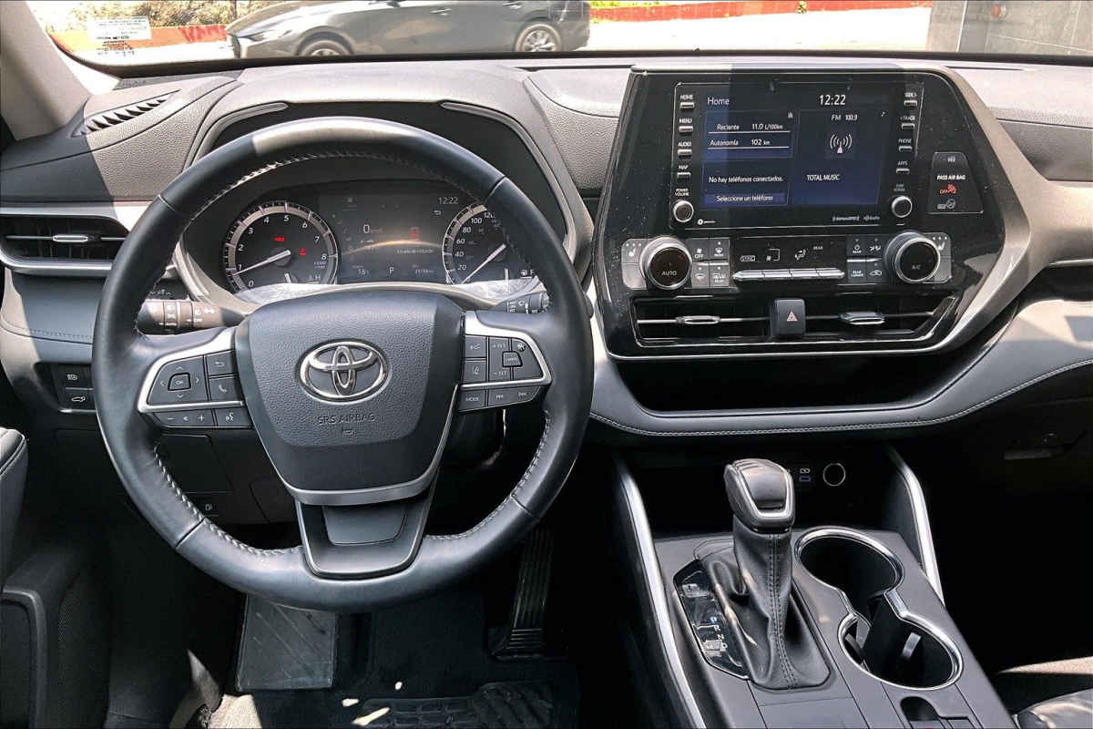 Toyota Highlander 2022
