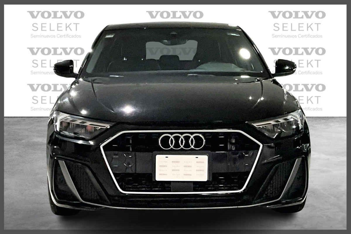 Audi A1 2021