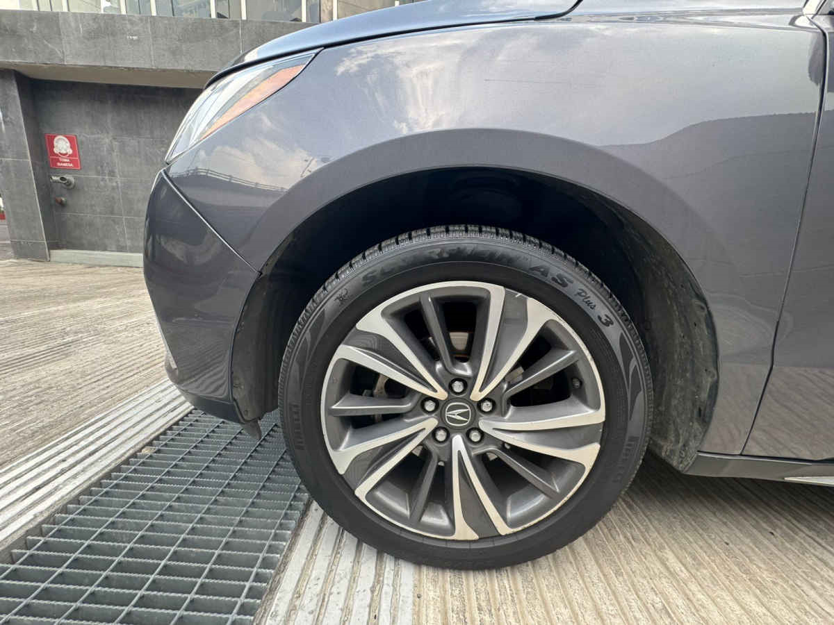 Acura MDX 2019