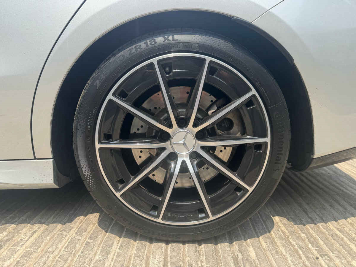 Mercedes-Benz Clase CLA 2024