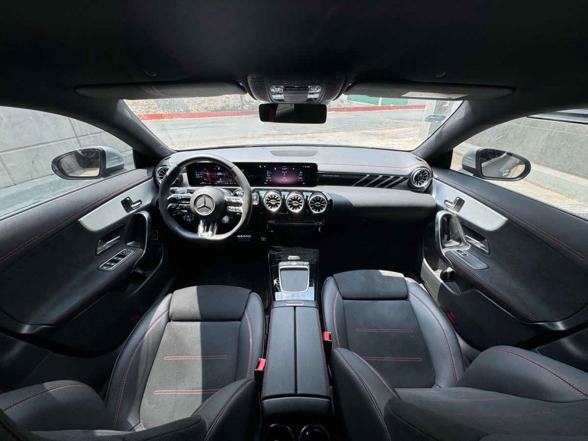 Mercedes-Benz Clase CLA 2024