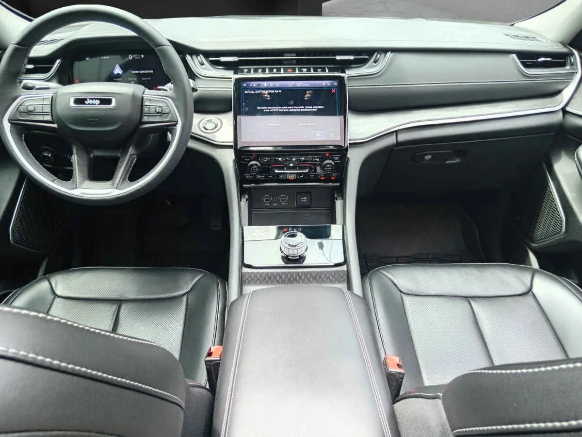 Jeep Grand Cherokee 2023 - Encuentra tu Auto