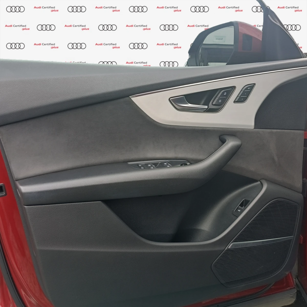Audi Q8 2023
