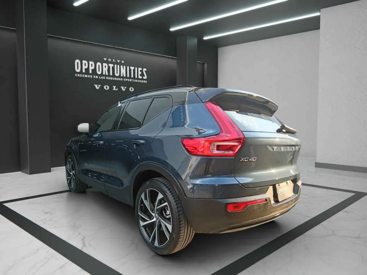 Volvo XC40 2022