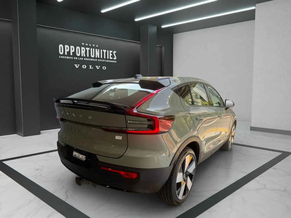 Volvo C40 2024