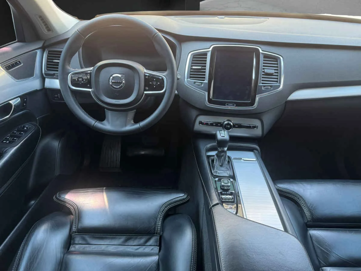 Volvo XC90 2019