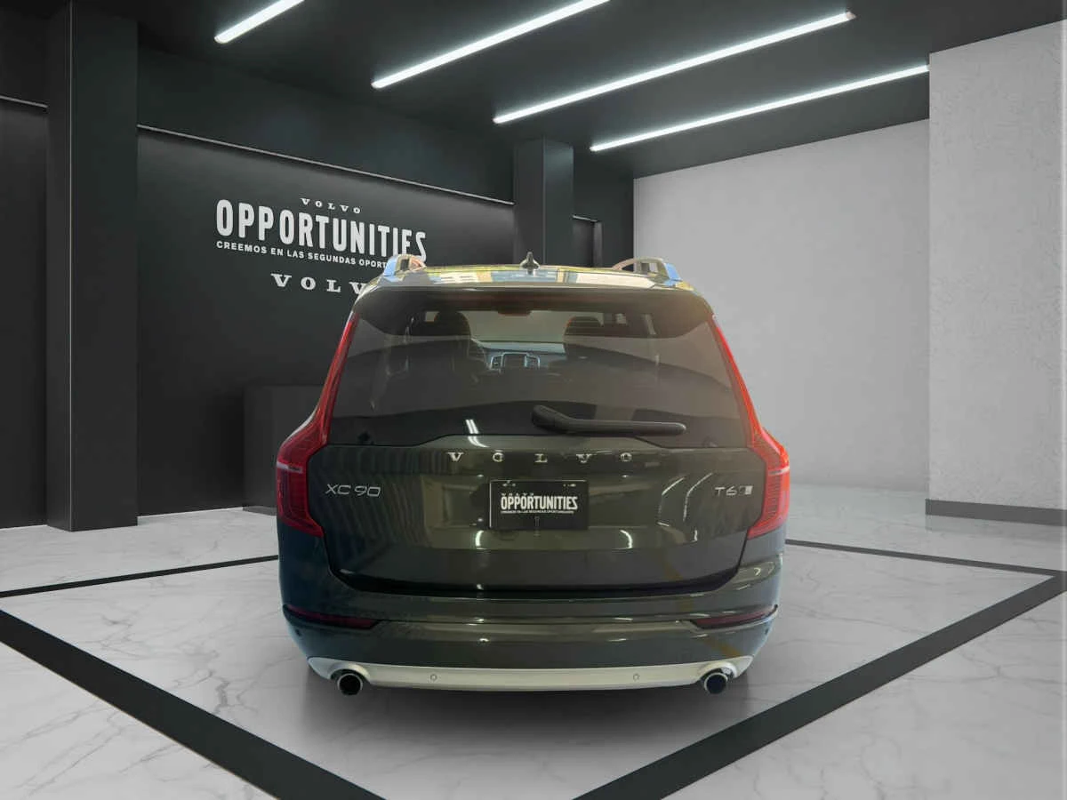 Volvo XC90 2019