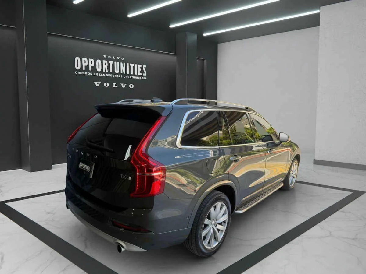 Volvo XC90 2019