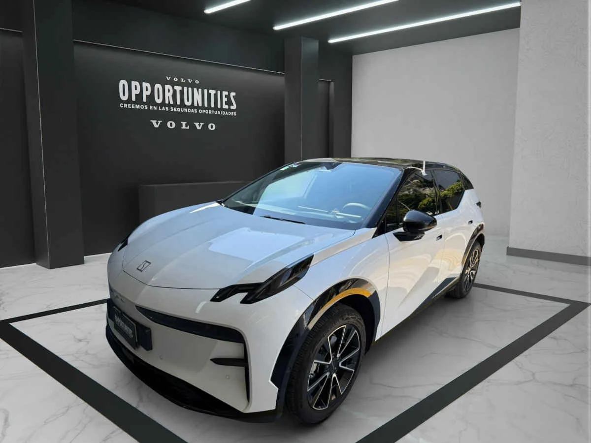 ZEEKR ZEEKR X 2025 - Encuentra tu auto