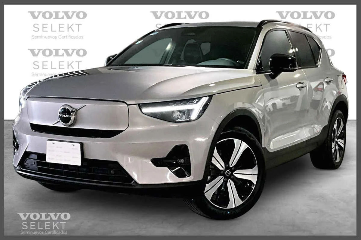 Volvo XC40 2023 - Encuentra tu auto