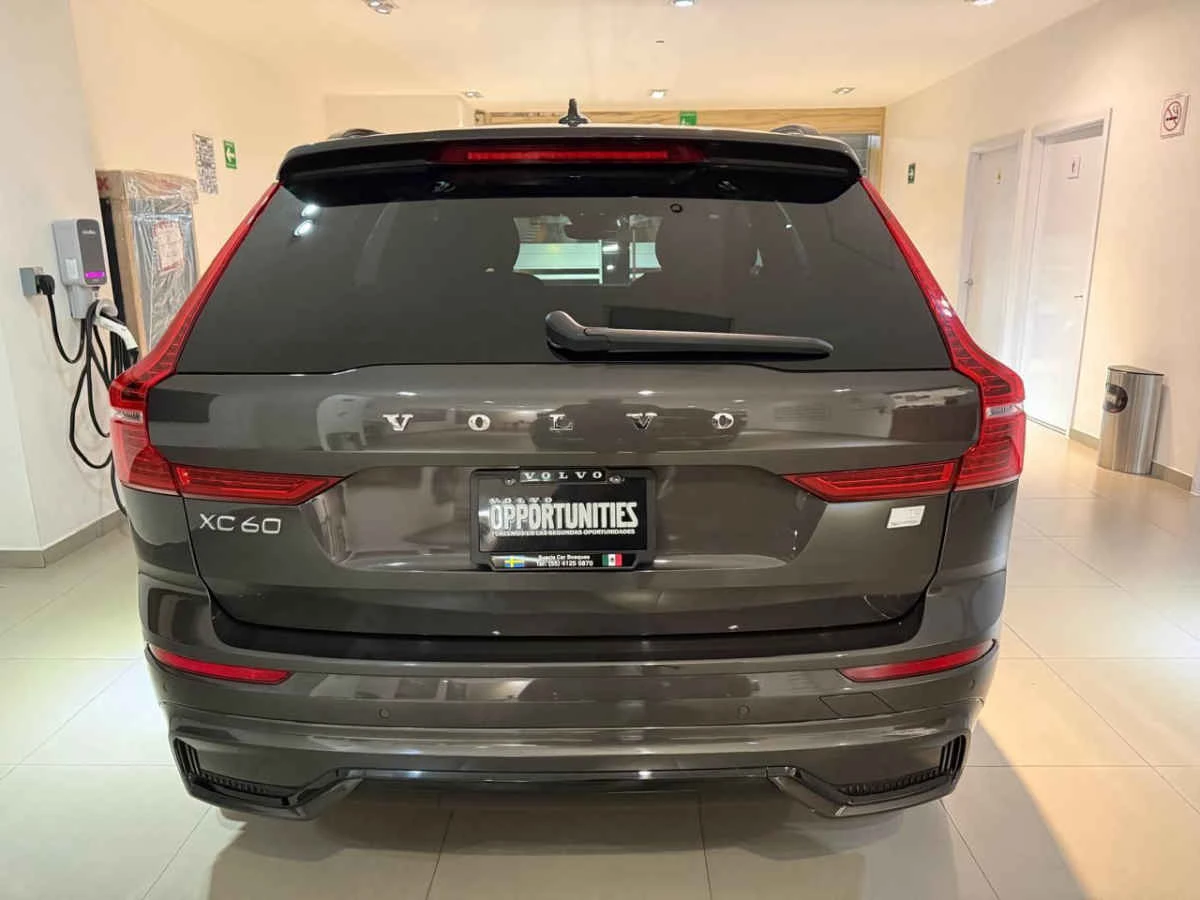 Volvo XC60 2023