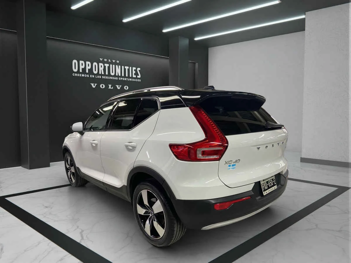 Volvo XC40 2019