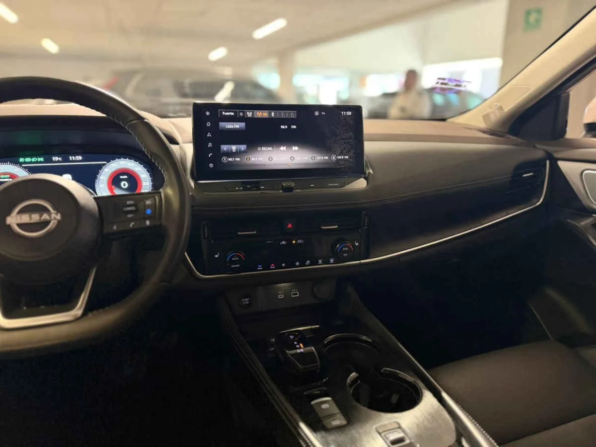Nissan X-Trail 2025