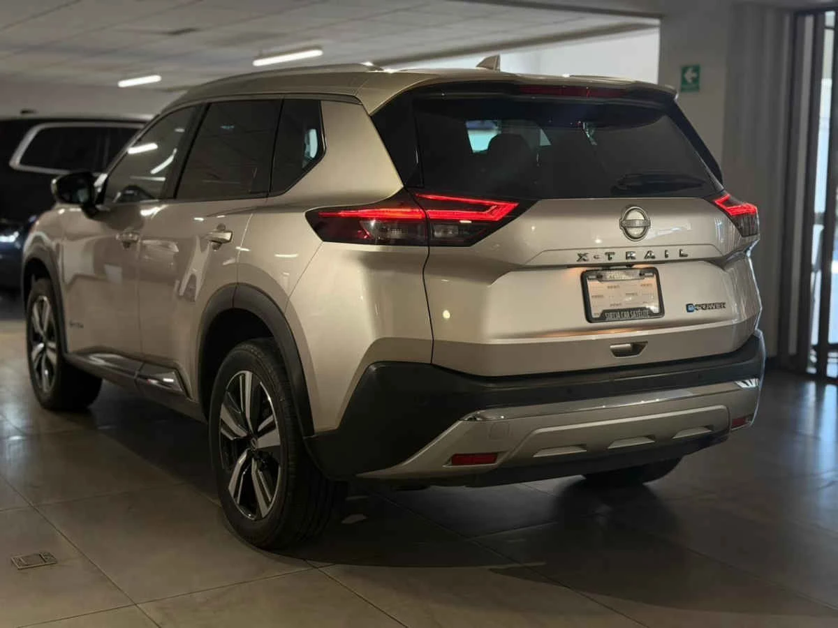 Nissan X-Trail 2025