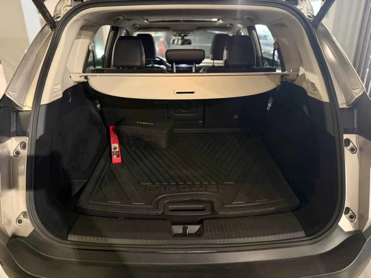 Nissan X-Trail 2025