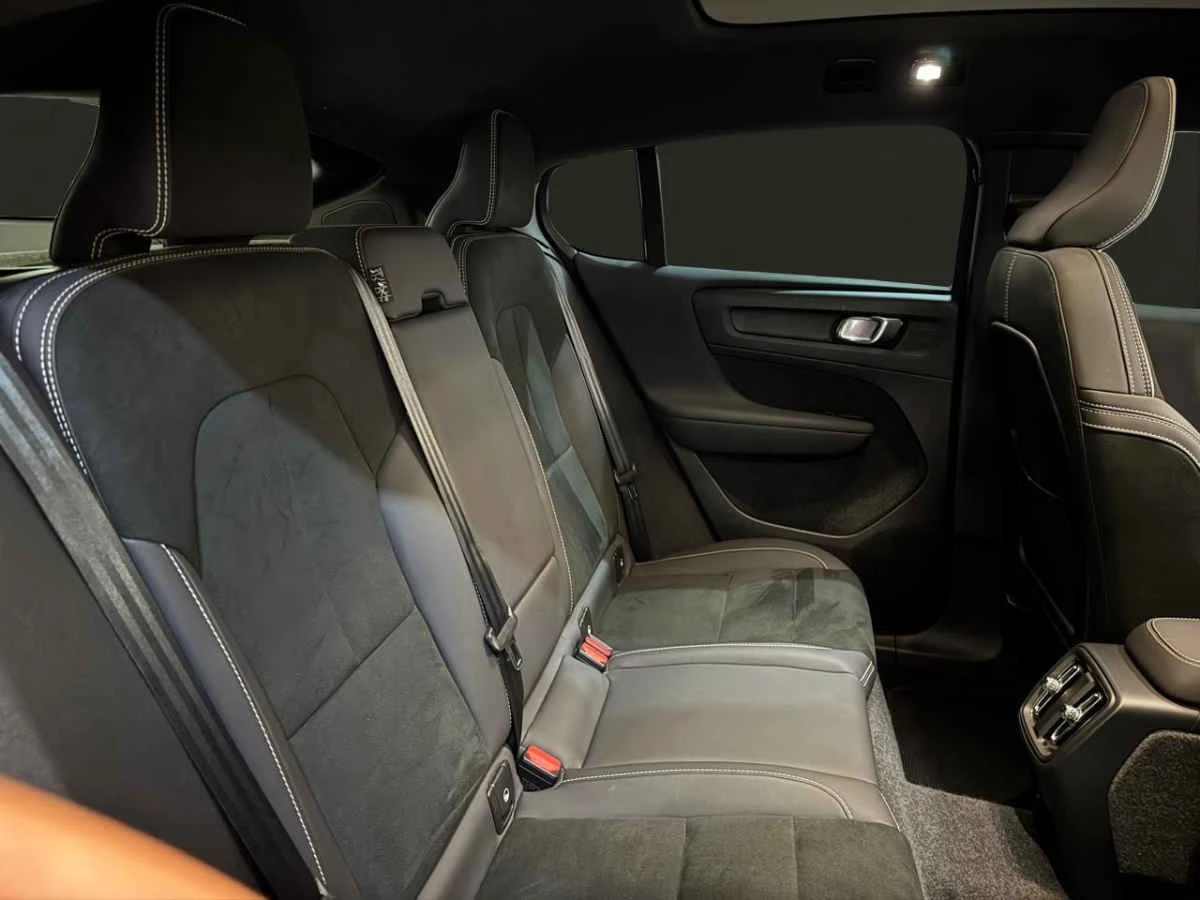 Volvo C40 2024