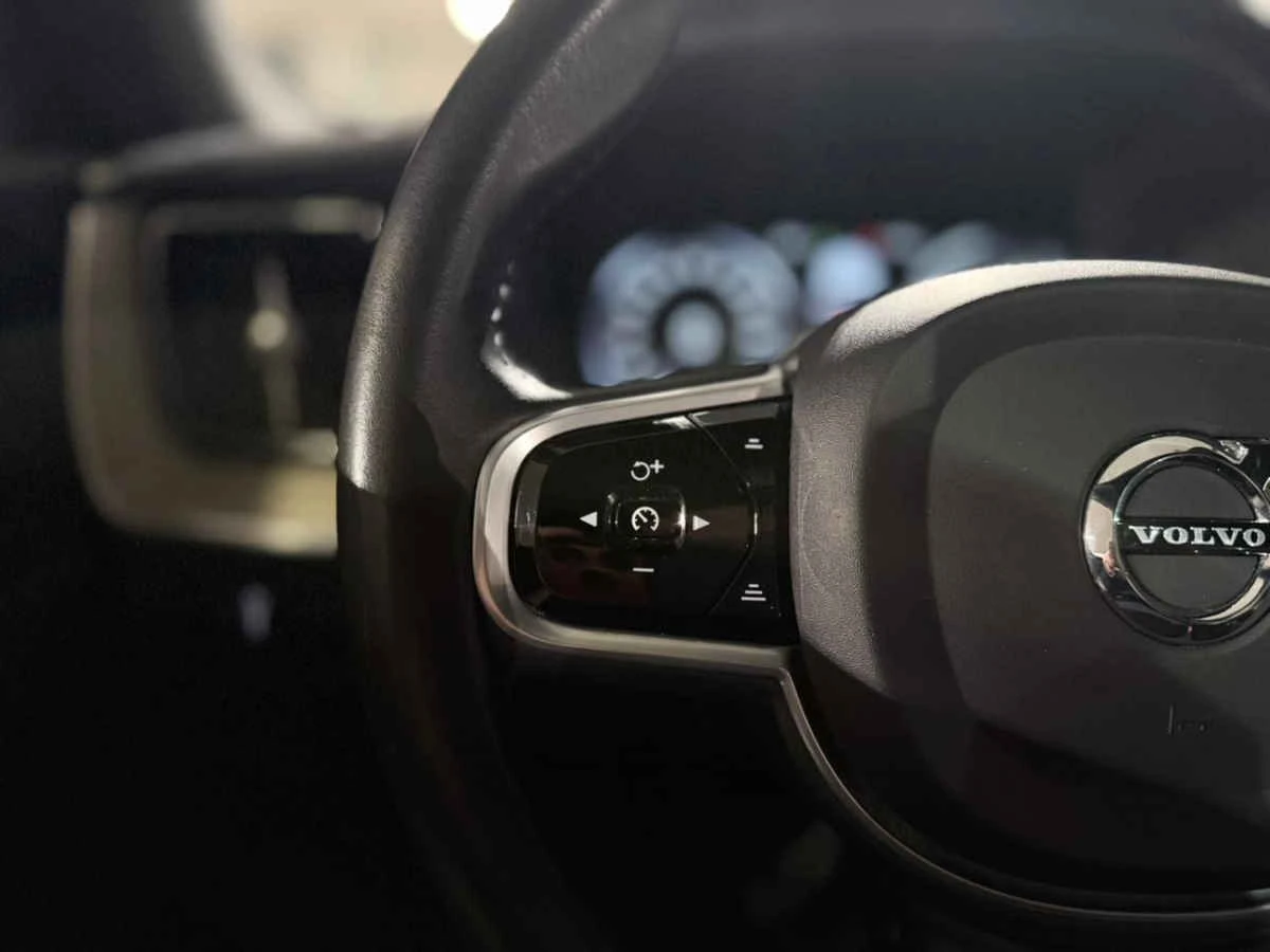 Volvo XC60 2021