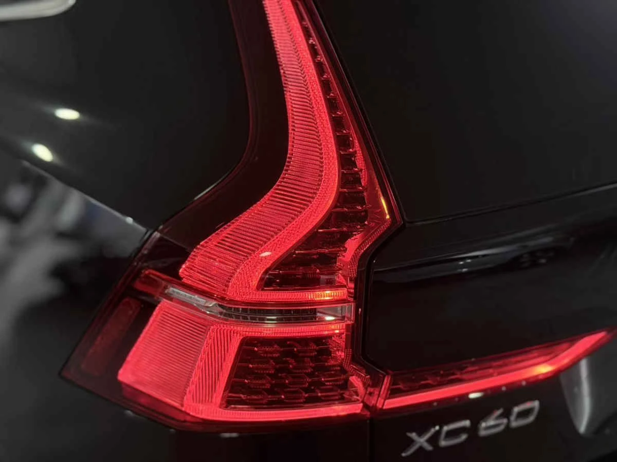 Volvo XC60 2021