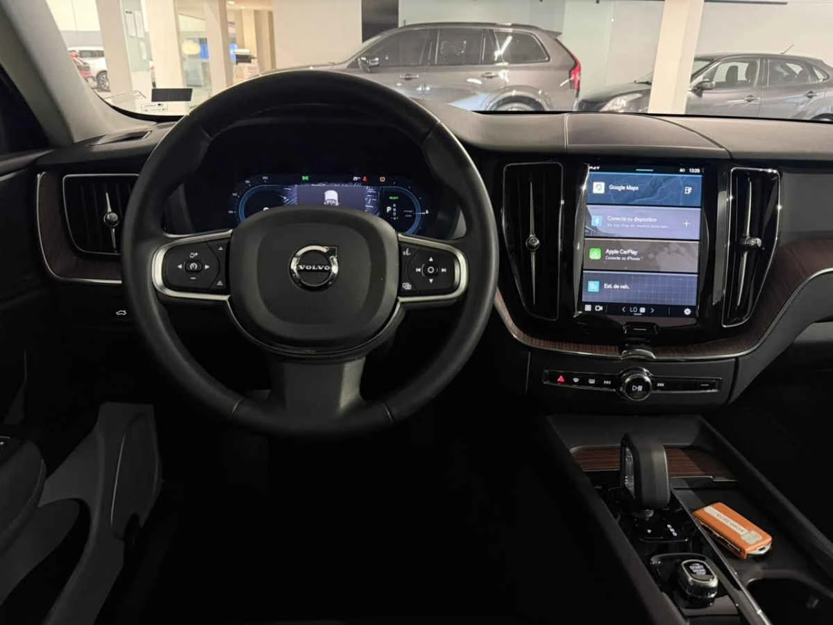 Volvo XC60 2024