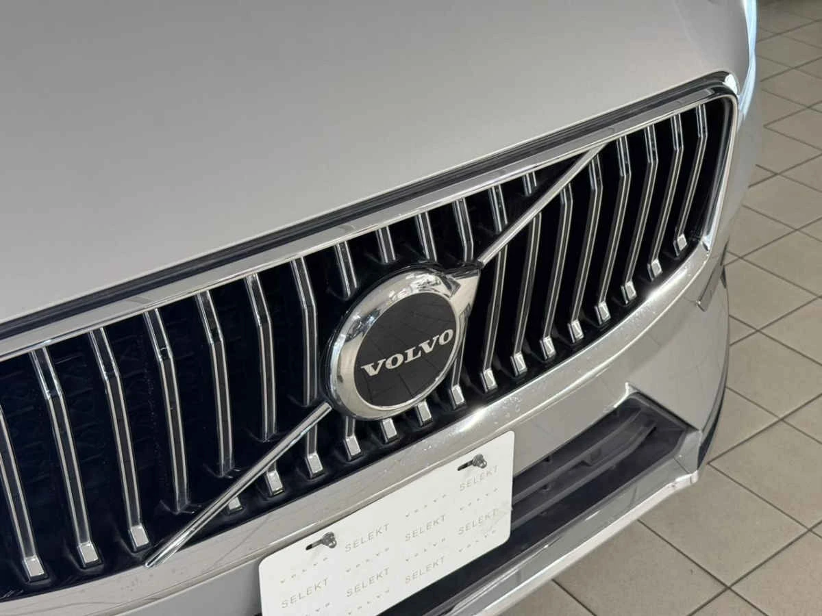 Volvo XC60 2024