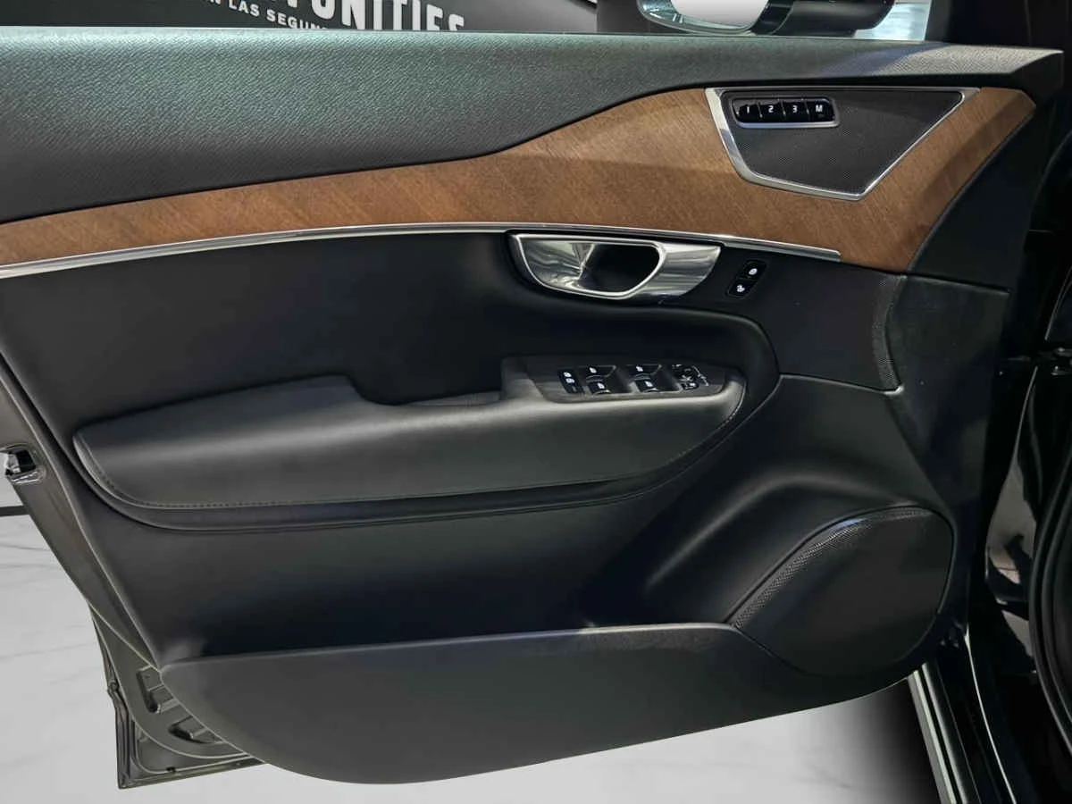 Volvo XC90 2023