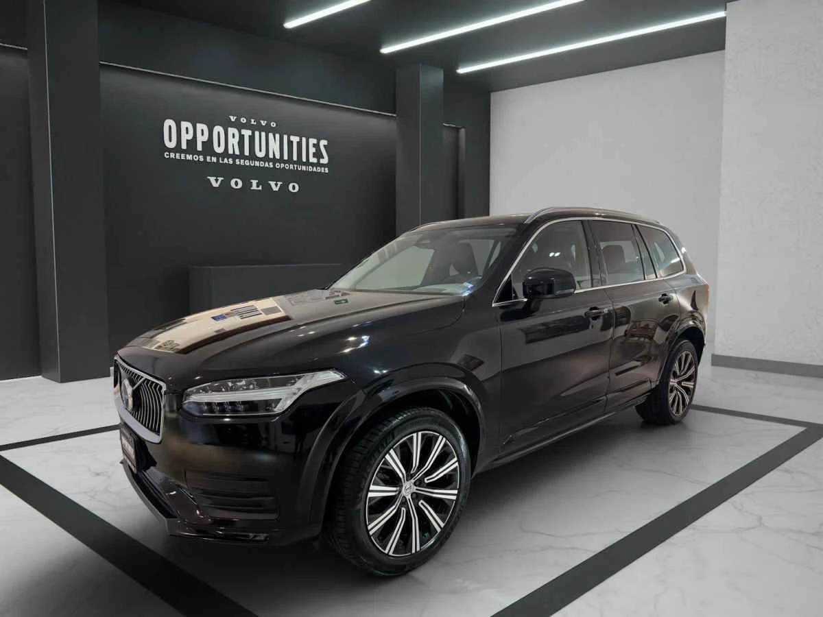 Volvo XC90 2023<