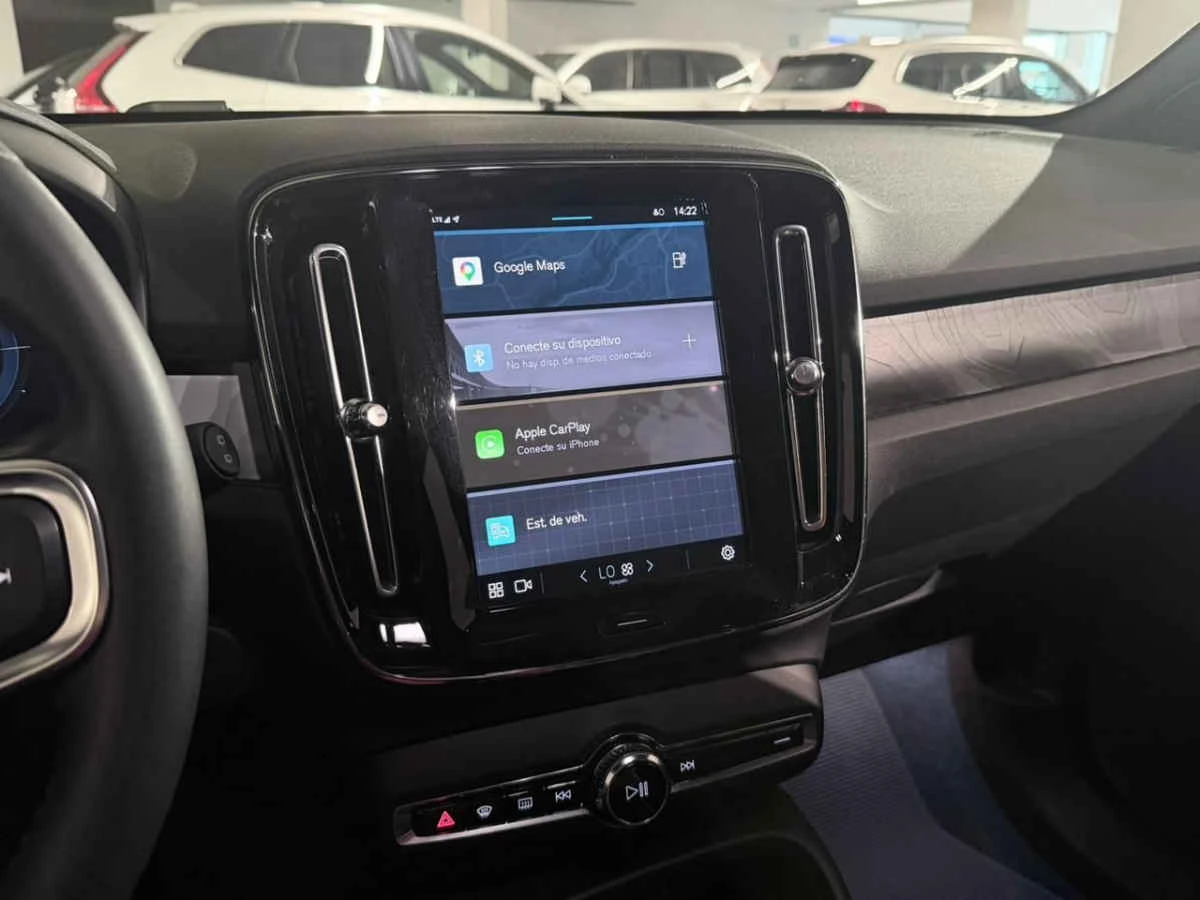Volvo XC40 2024
