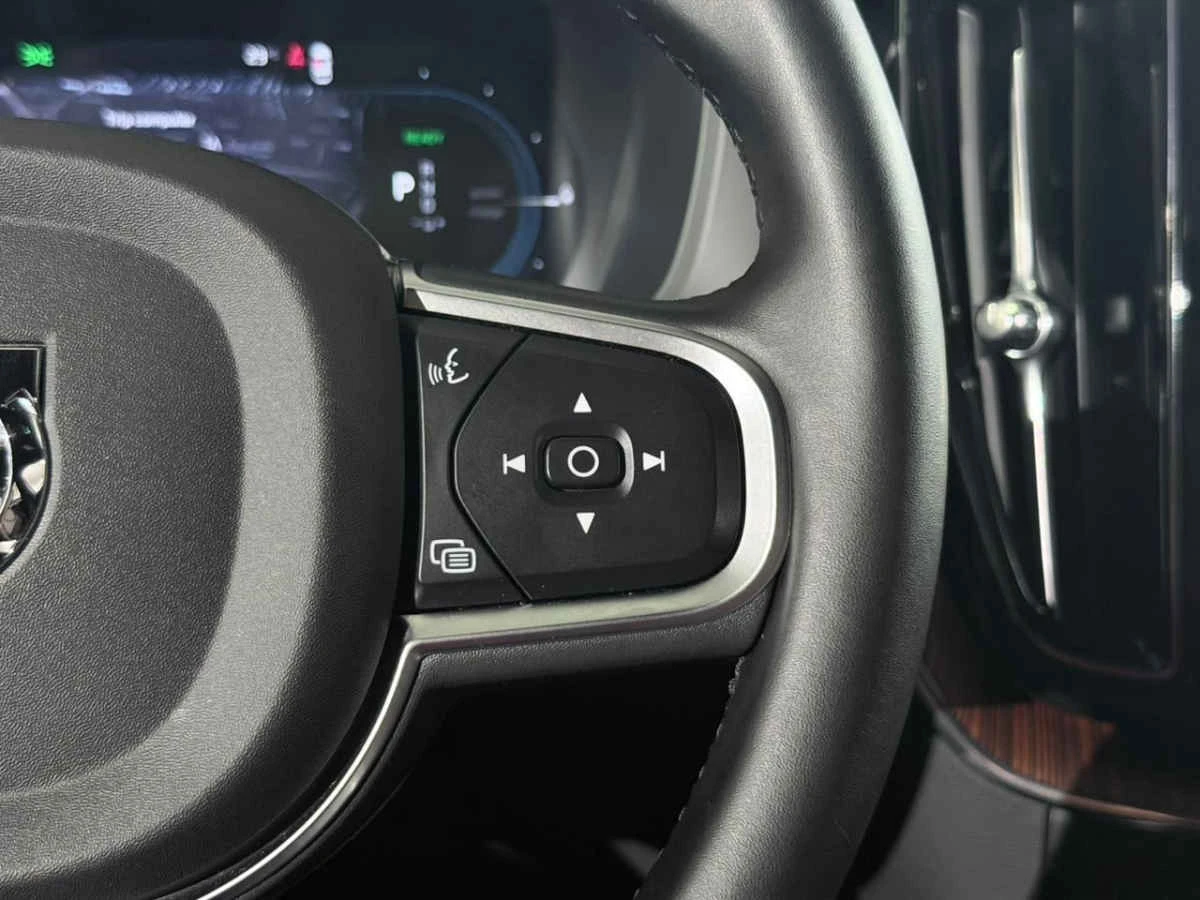 Volvo XC60 2024