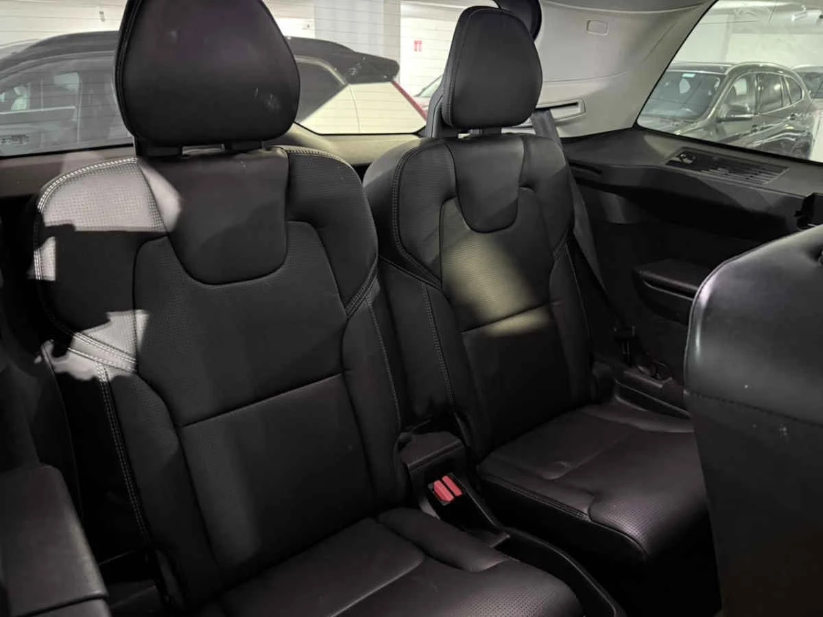 Volvo XC90 2019