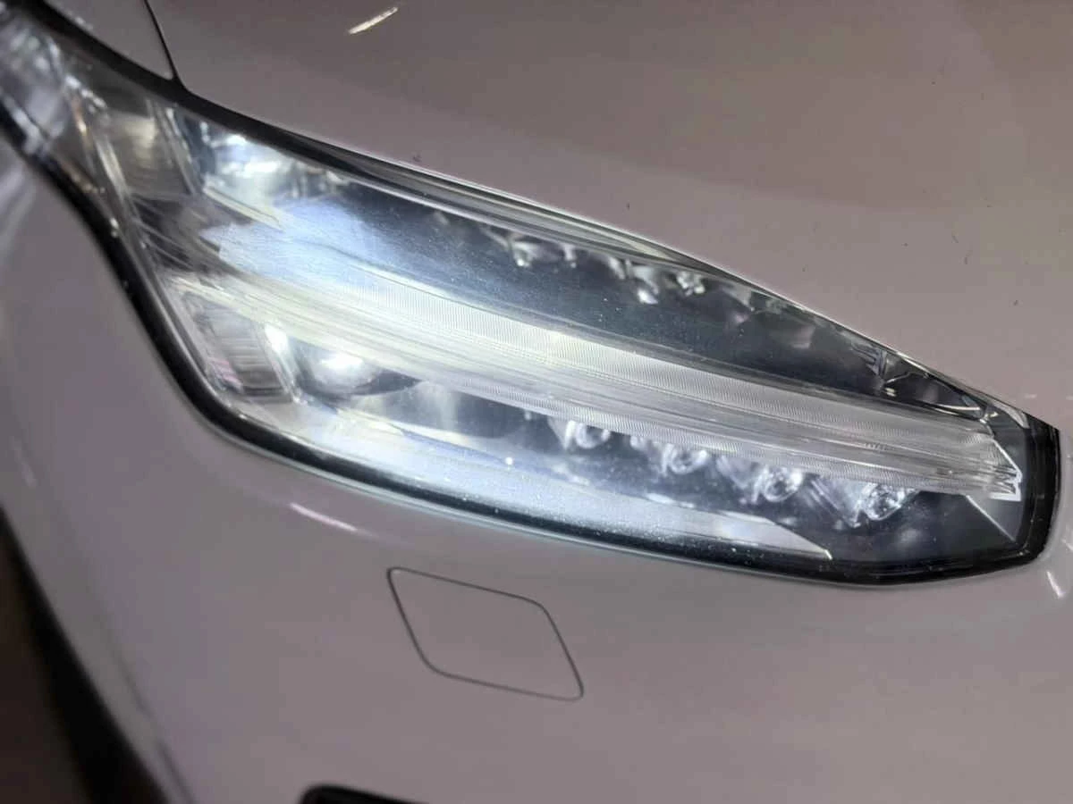 Volvo XC90 2019