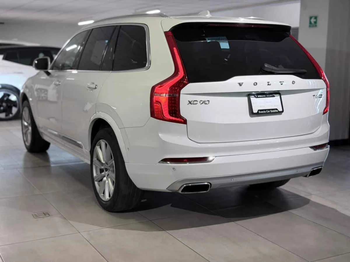 Volvo XC90 2019