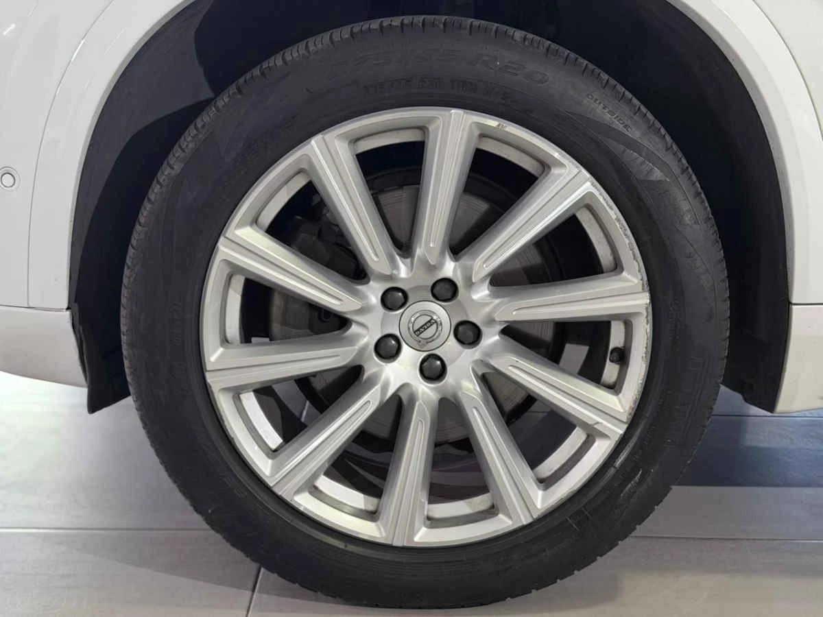 Volvo XC90 2019