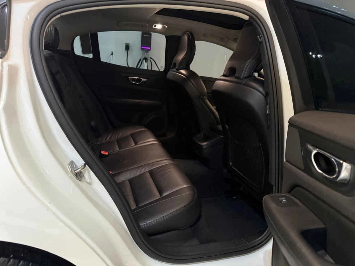 Volvo S60 2021