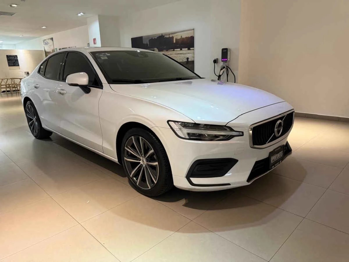 Volvo S60 2021