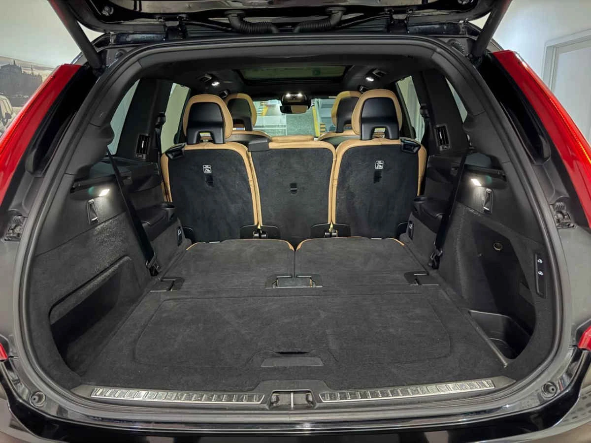 Volvo XC90 2016