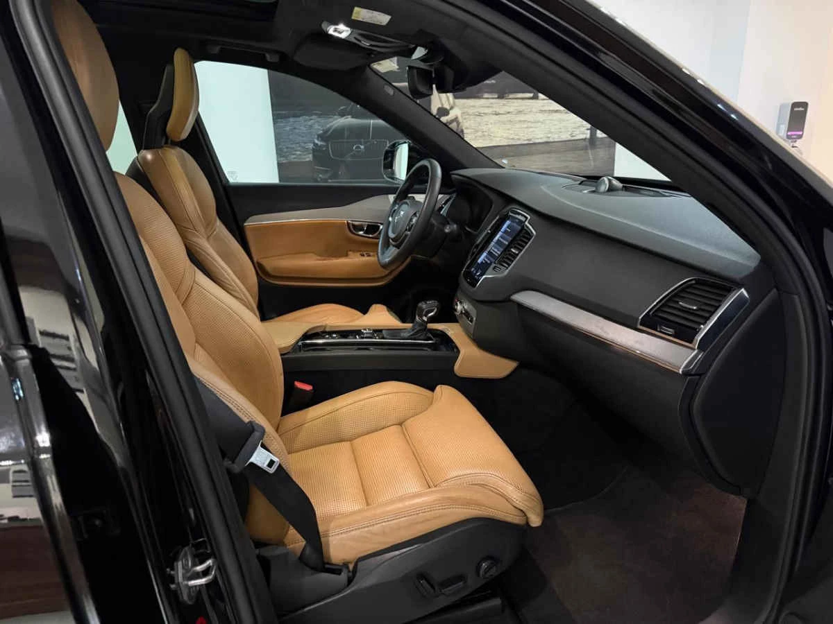 Volvo XC90 2016
