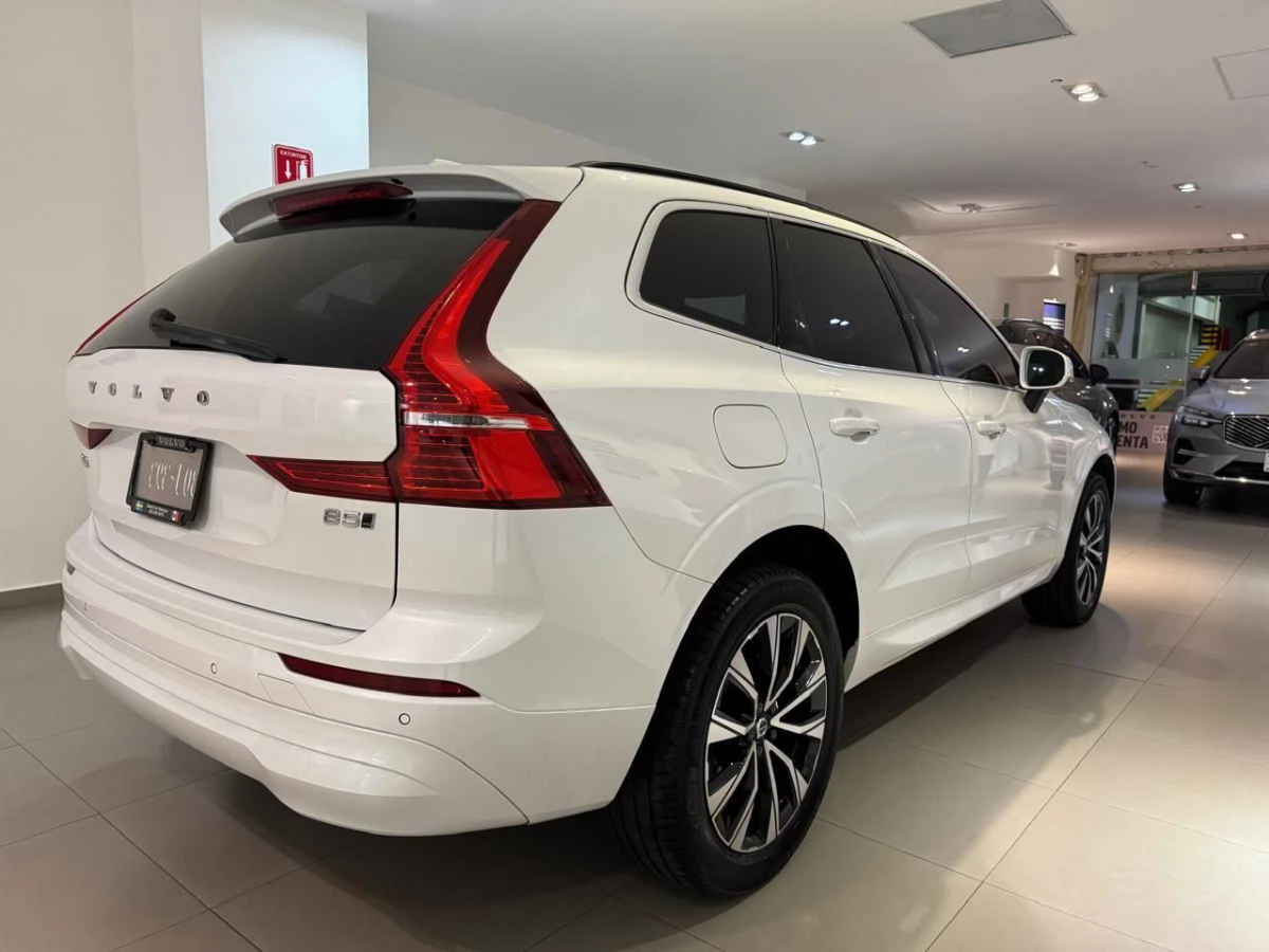 Volvo XC60 2023