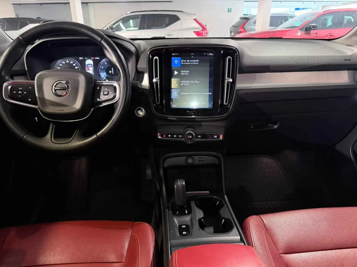 Volvo XC40 2021
