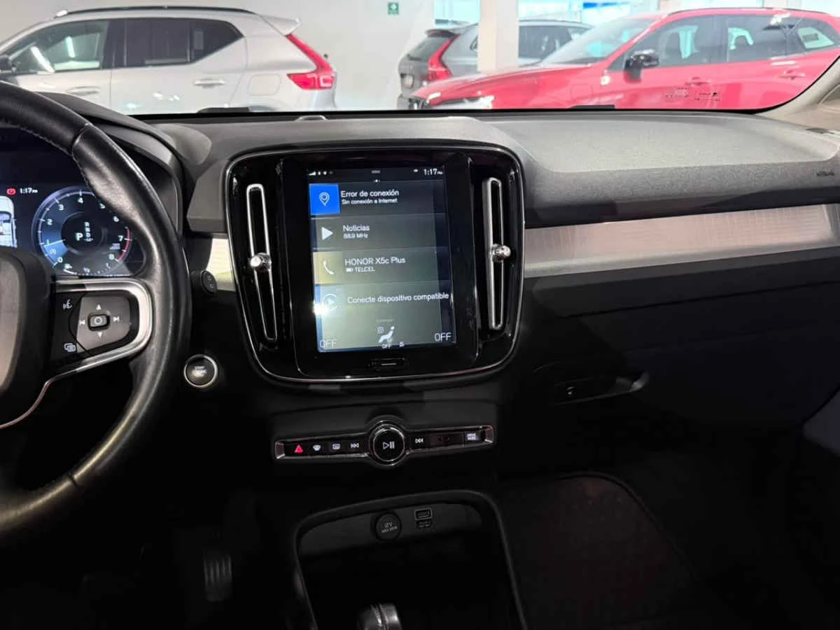 Volvo XC40 2021
