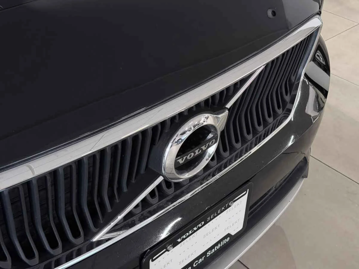 Volvo XC40 2021