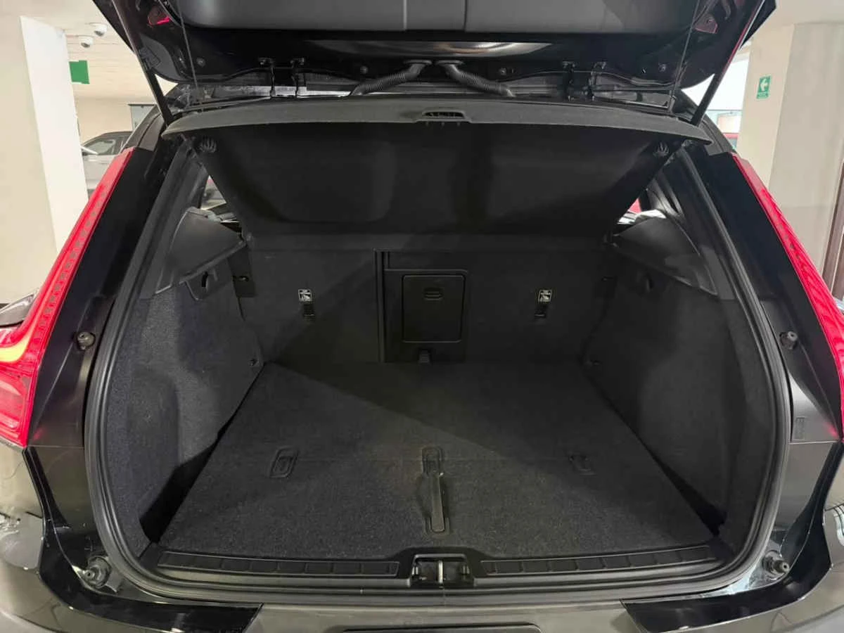 Volvo XC40 2021