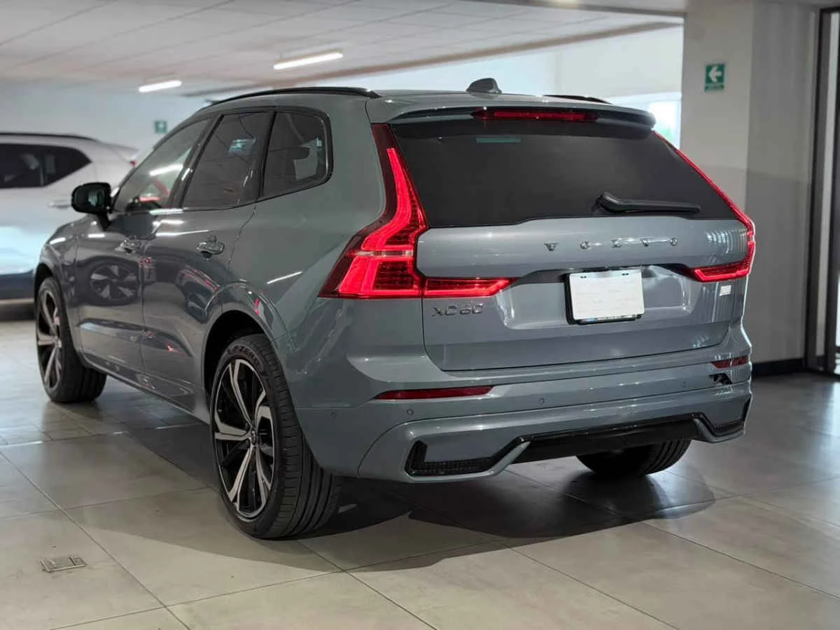 Volvo XC60 2024