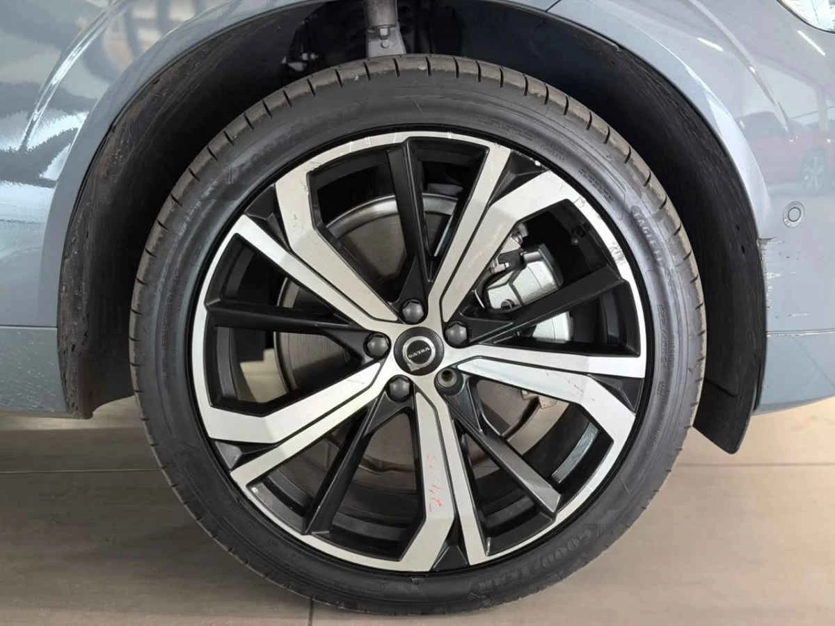 Volvo XC60 2024