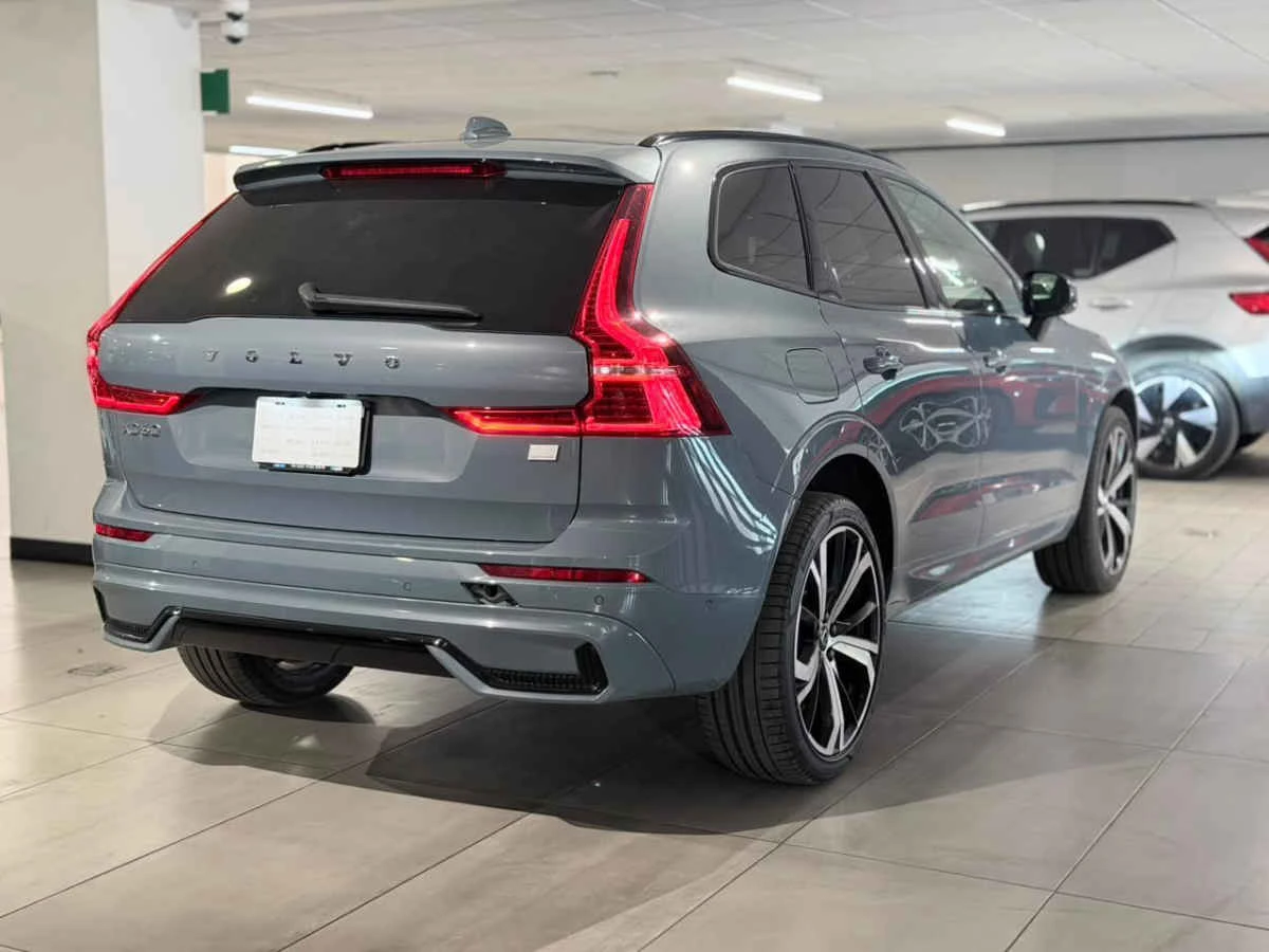 Volvo XC60 2024