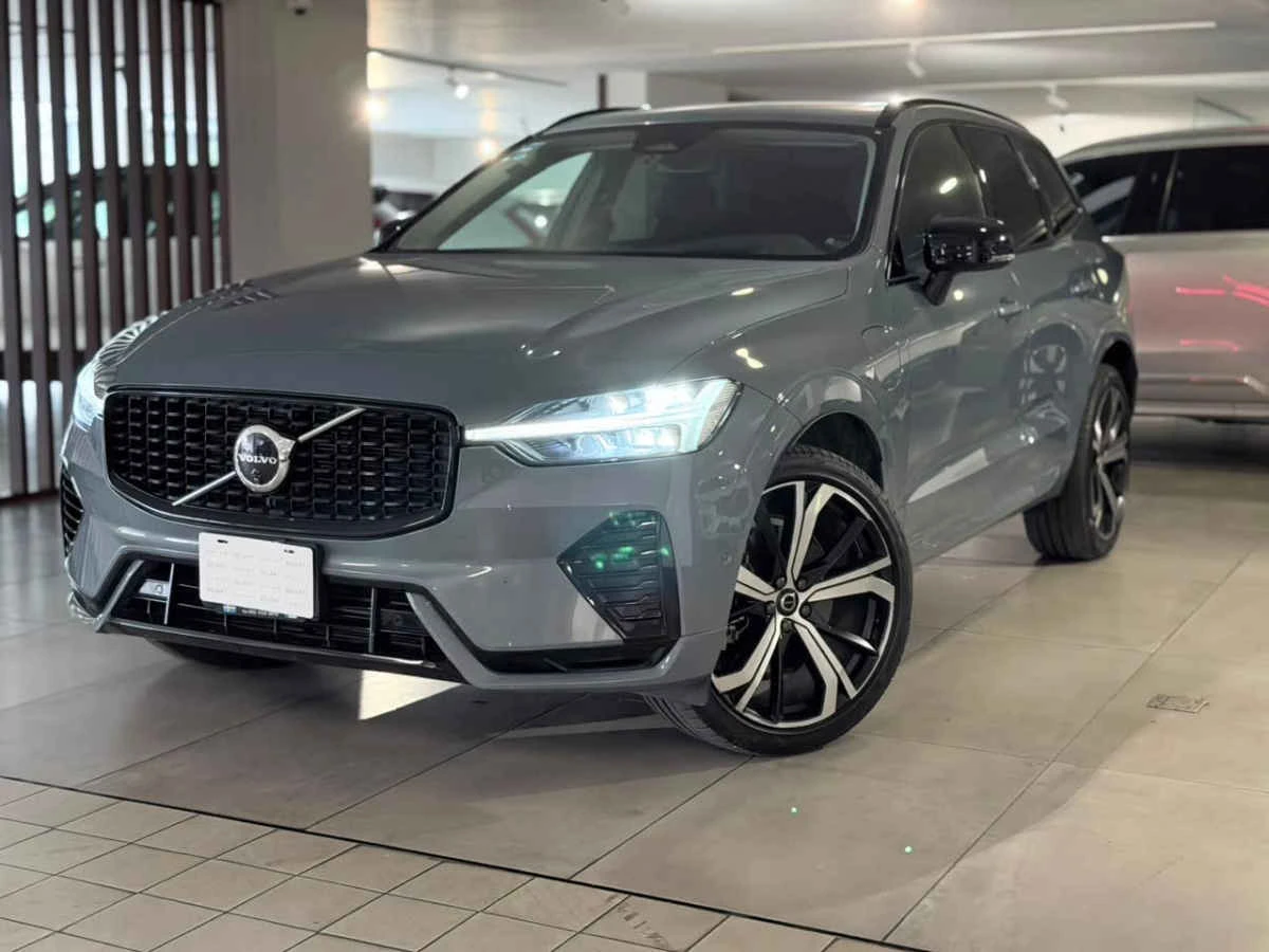 Volvo XC60 2024<