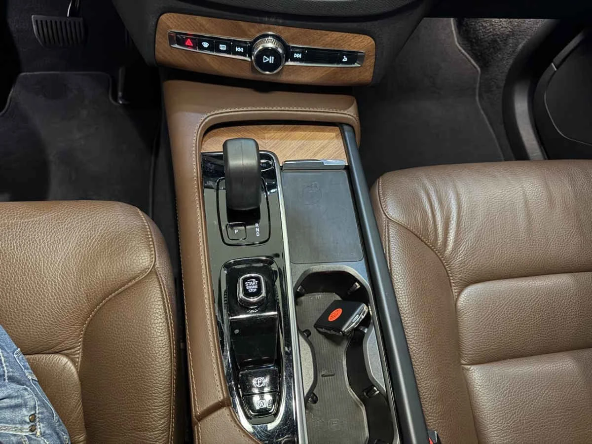 Volvo XC90 2023