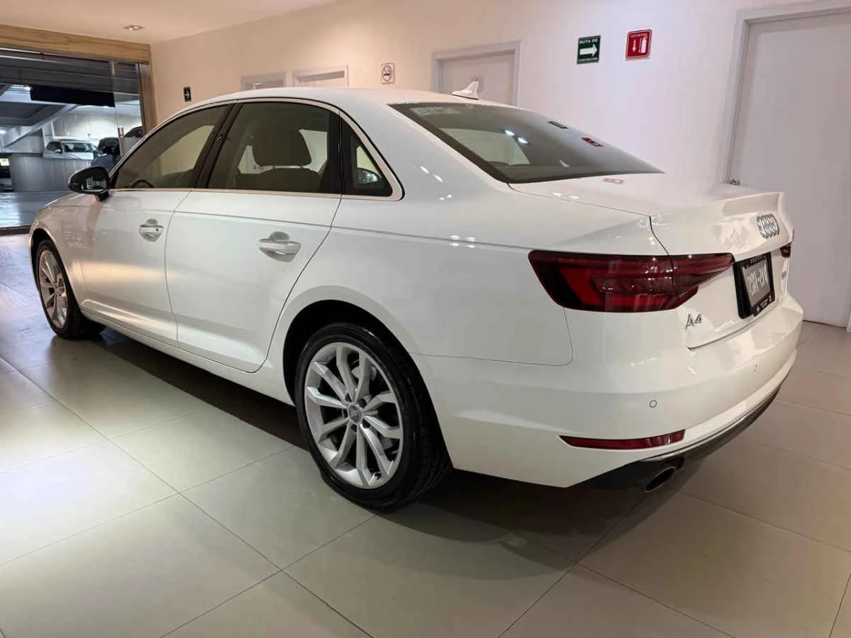 Audi A4 2018